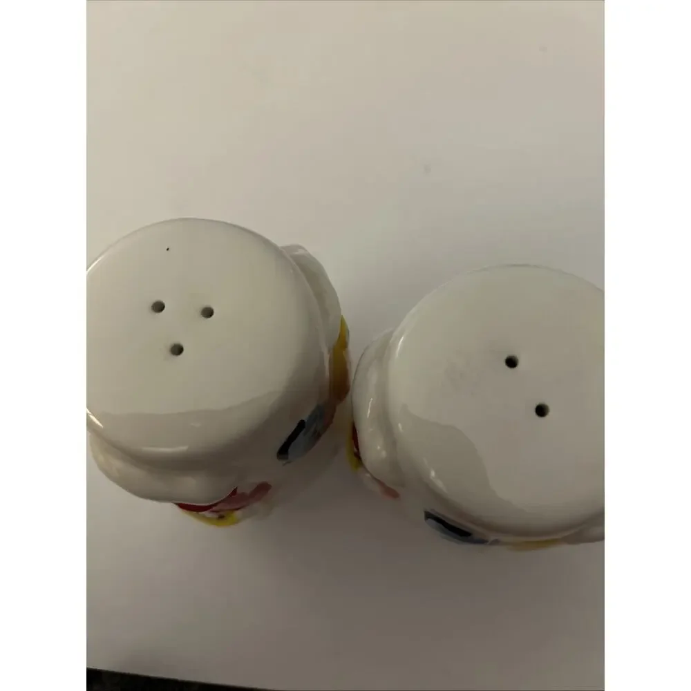 M&Ms Ceramic Salt & Pepper Shakers Red Yellow Green Mars Inc.